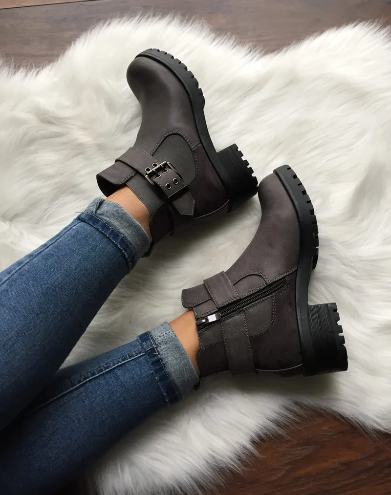 Bottines bi-matières grises à semelle crantée