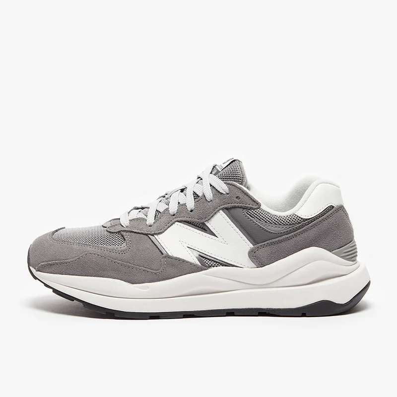 New Balance 5740