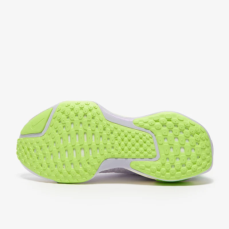 Nike Femme ZoomX Invincible Run Flyknit 3