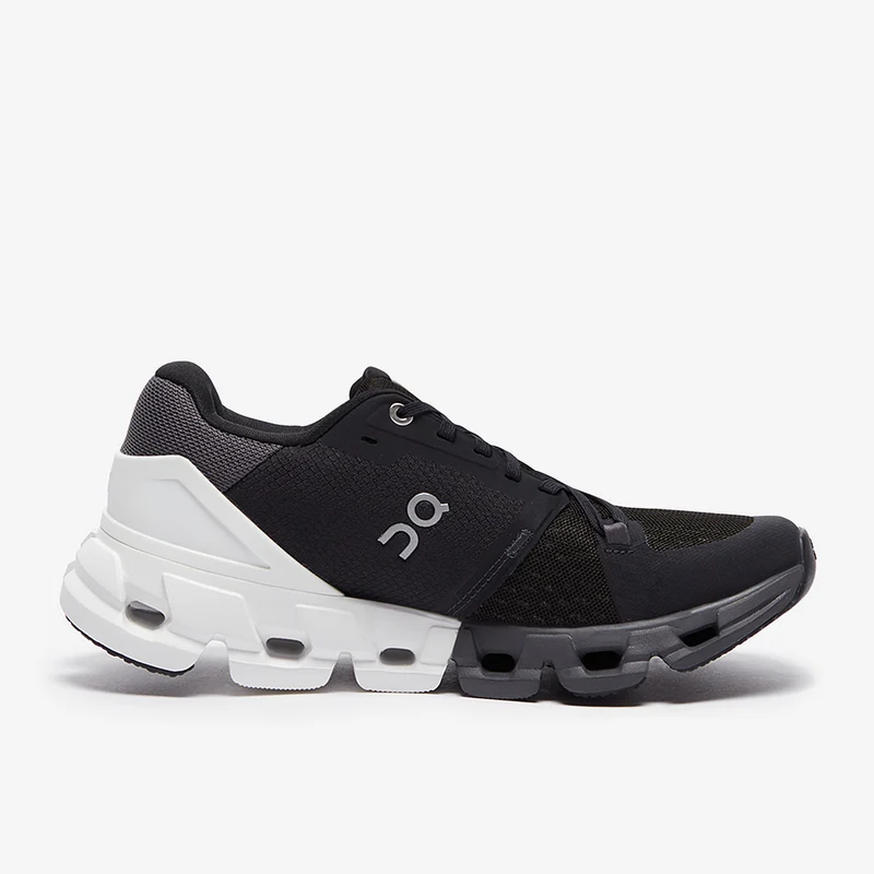 On Femme Cloudflyer 4