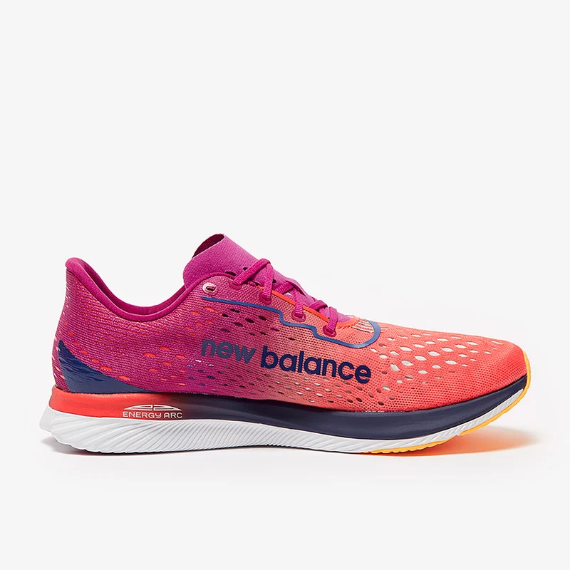 New Balance Super Comp Pacer
