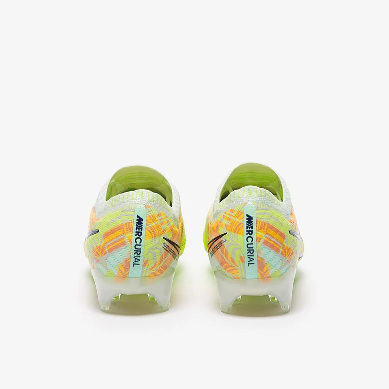 Nike Chaussure de foot basse à crampons pour terrain sec Nik
