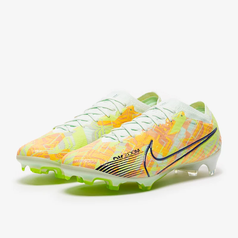 Nike Chaussure de foot basse à crampons pour terrain sec Nik