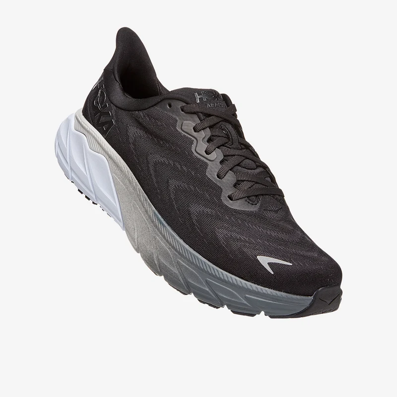 Hoka Arahi 6