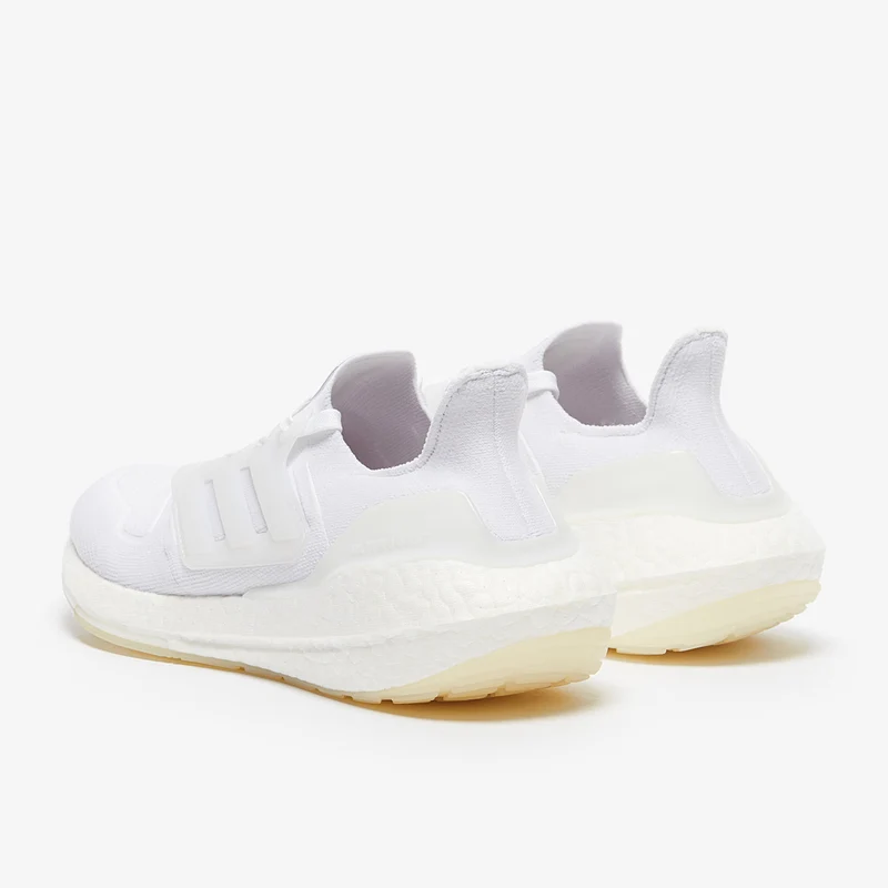adidas Ultraboost 22