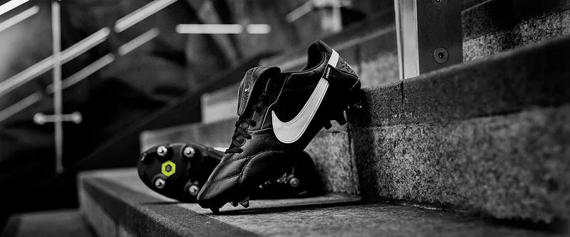 Nike The Premier III SG-PRO AC