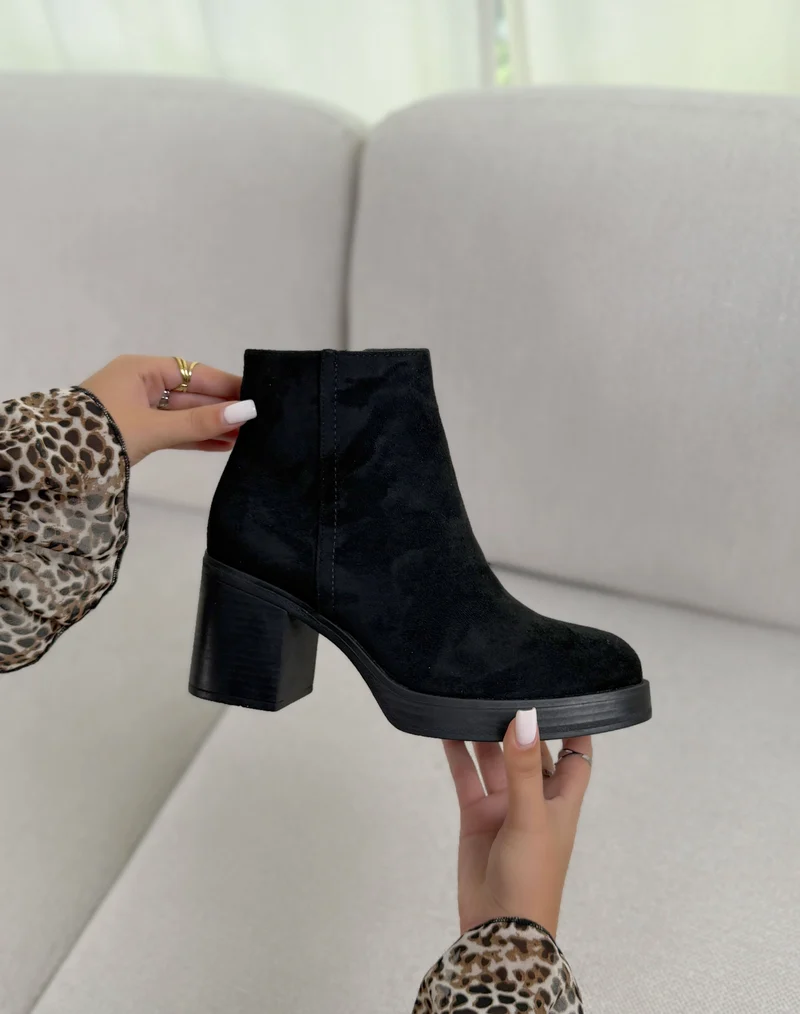 Bottines femme noires tendance en suédine à talon épais et semelle plateforme