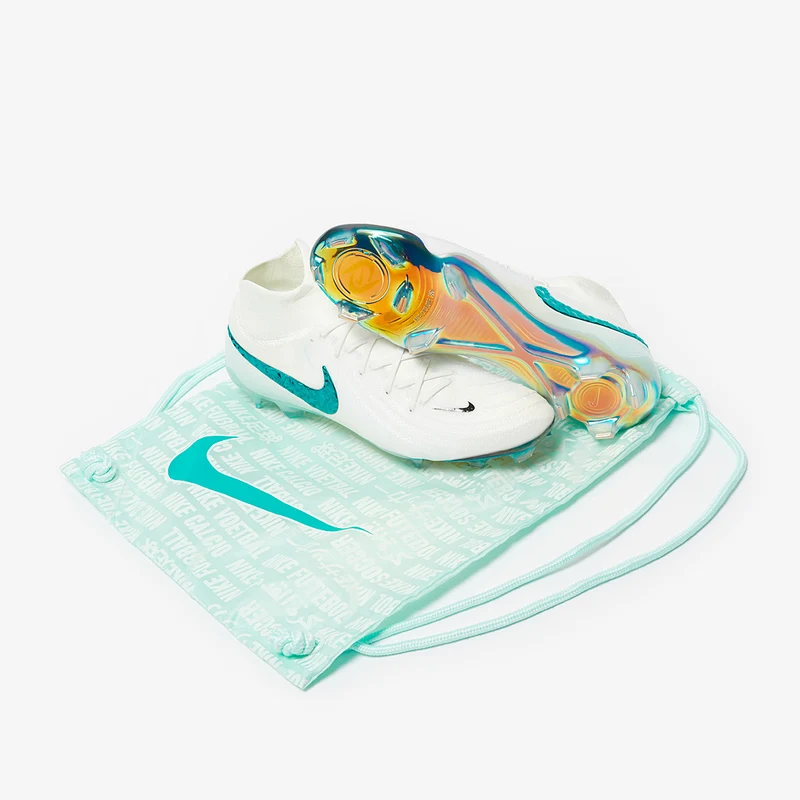 Nike Phantom Luna II Elite FG