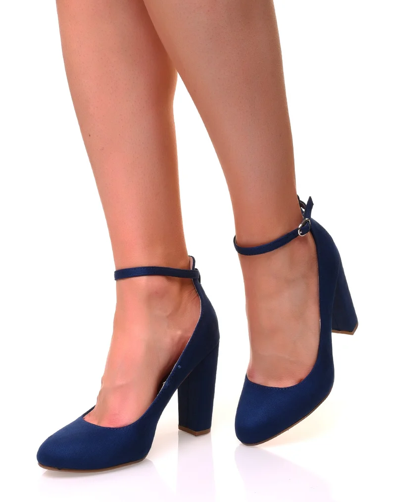 Escarpins en suédine bleus à talons hauts carrés