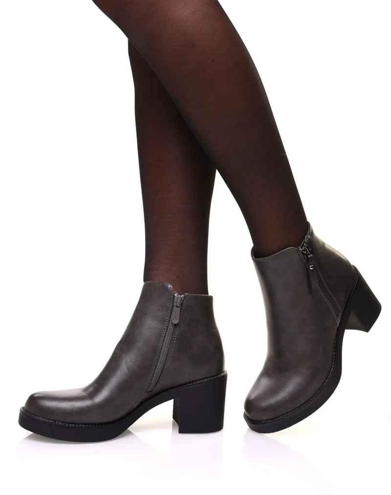 Bottines grises à talon mi haut