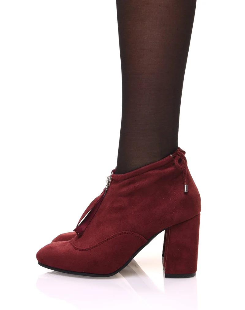 Bottines souples en suédine bordeaux à talons hauts
