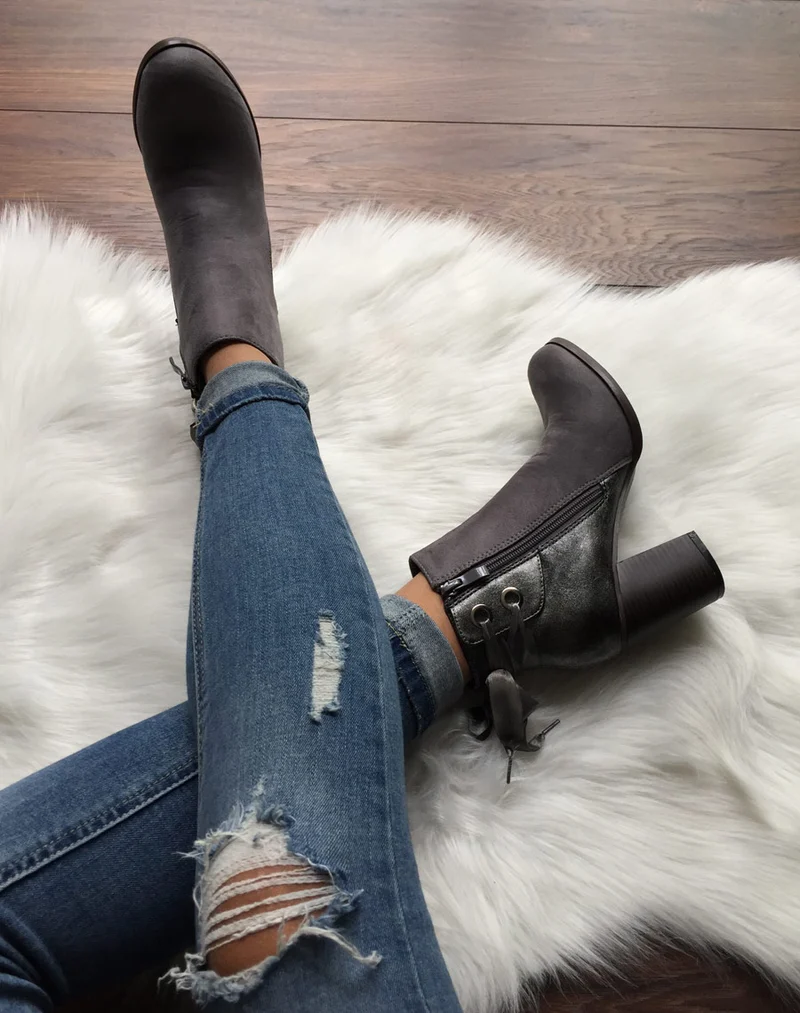 Bottines grises irisées à noeud
