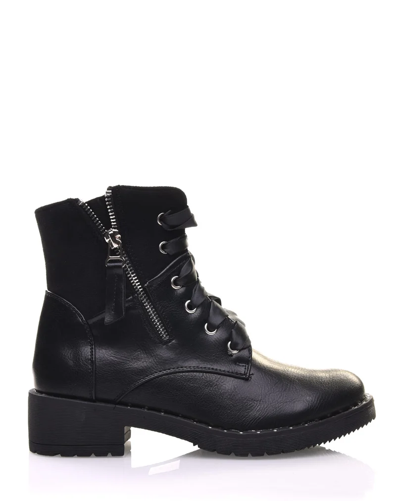 Bottines noires à lacets et semelles cloutées