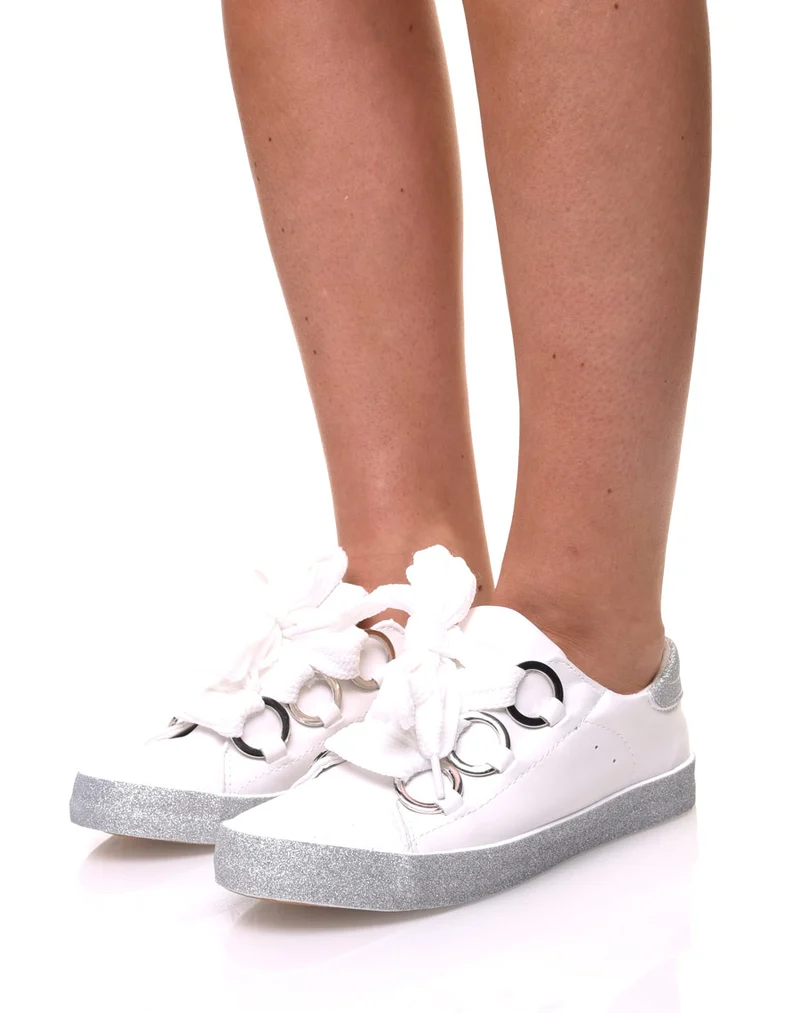 Sneakers blanches à gros lacets
