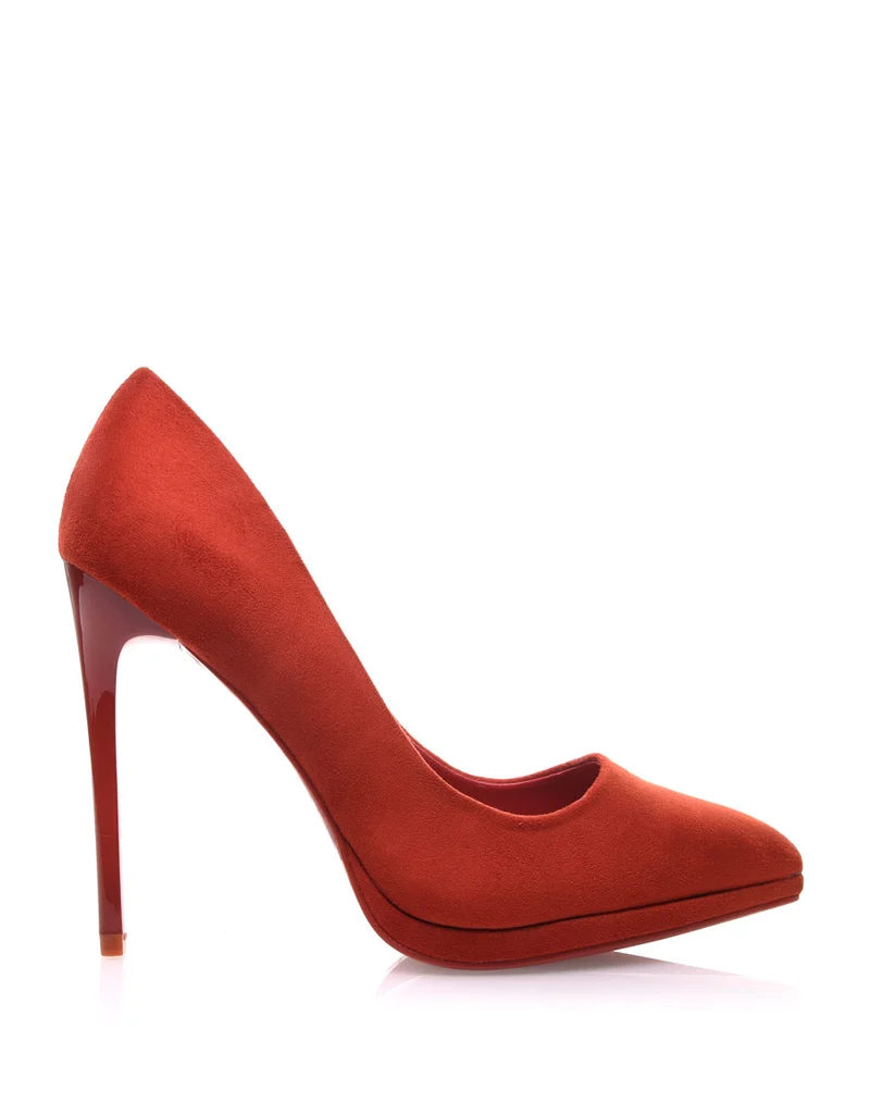 Escarpins rouges effet suédine