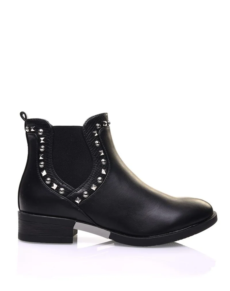 Chelsea boots noirs ornés de clous