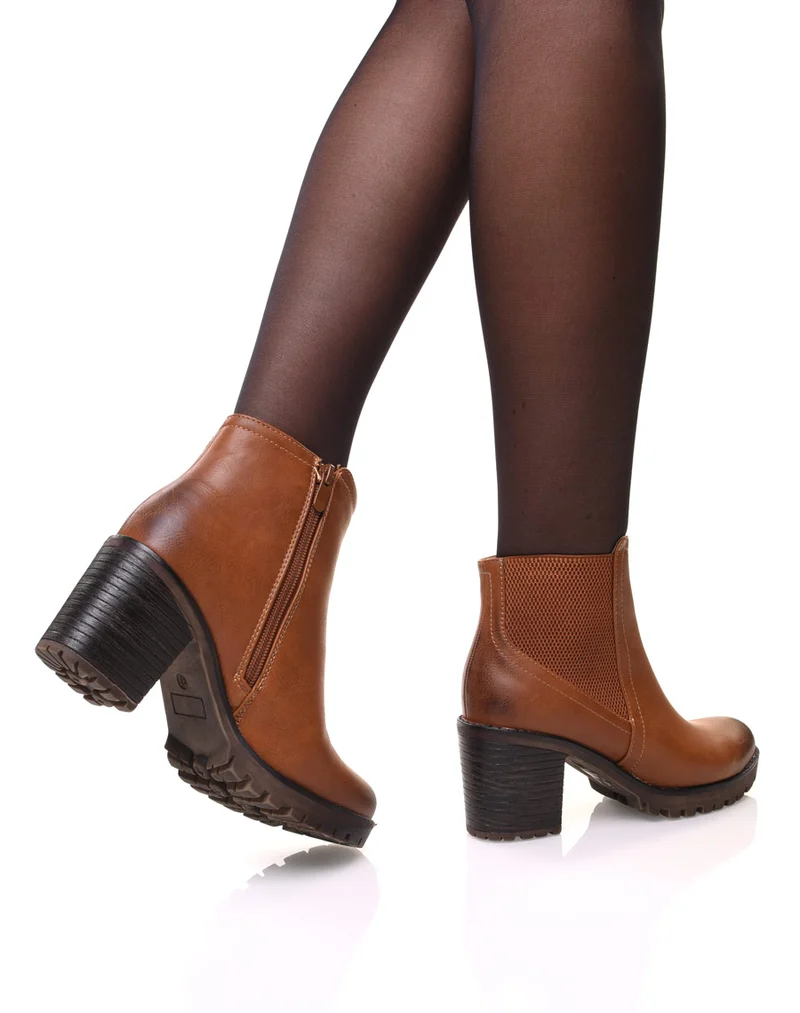 Bottines camel crantées à élastique surpiqué