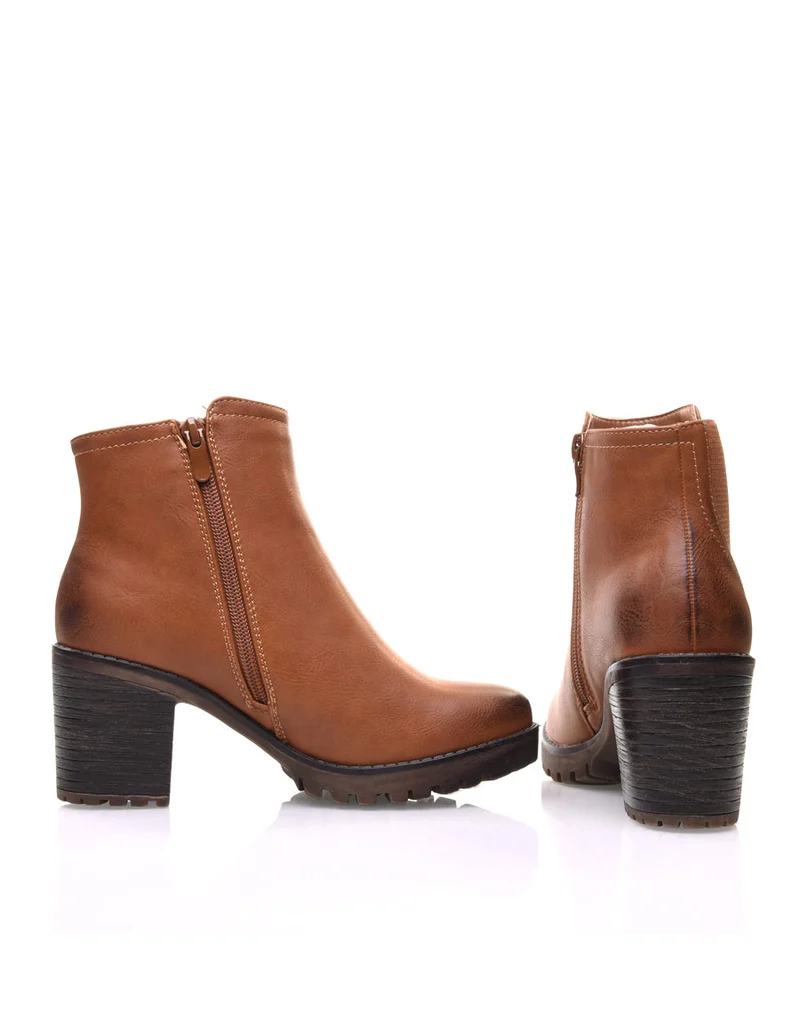Bottines camel crantées à élastique surpiqué