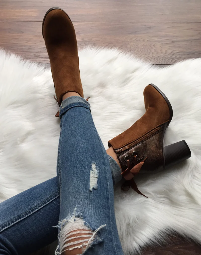 Bottines camel irisées à noeud