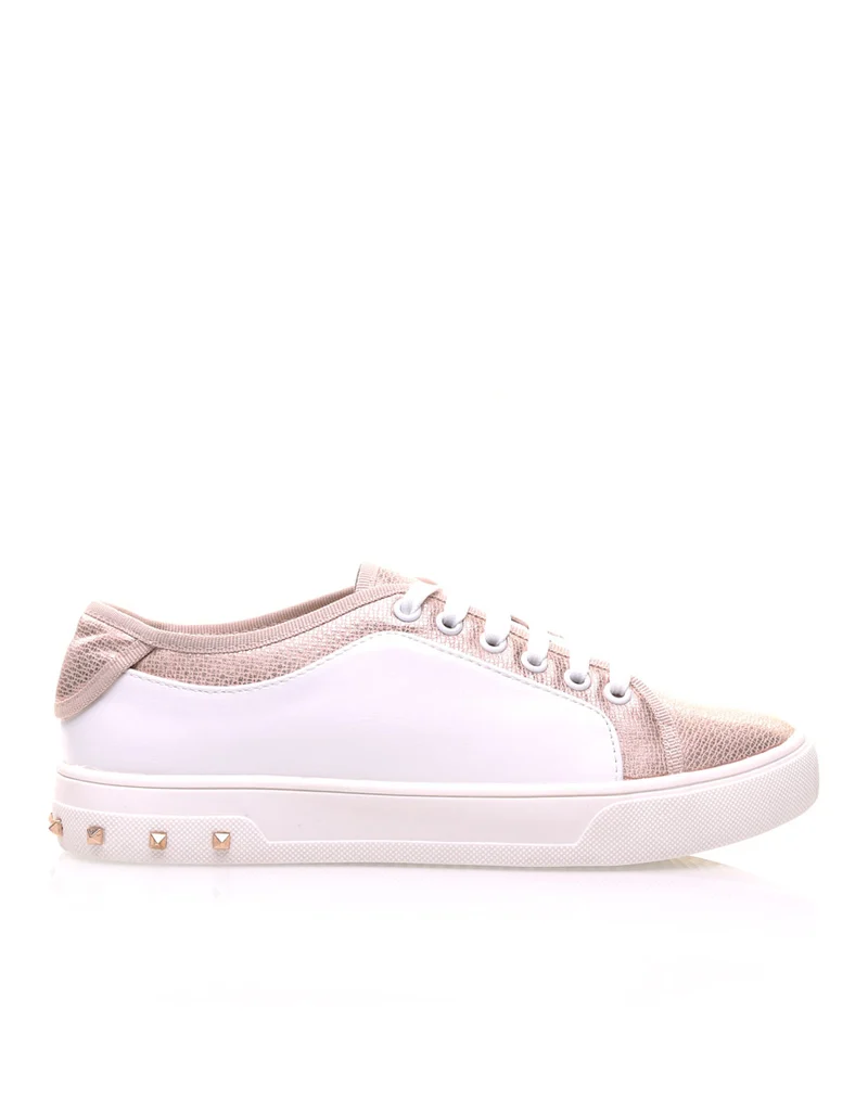 Baskets roses et blanches brillantes