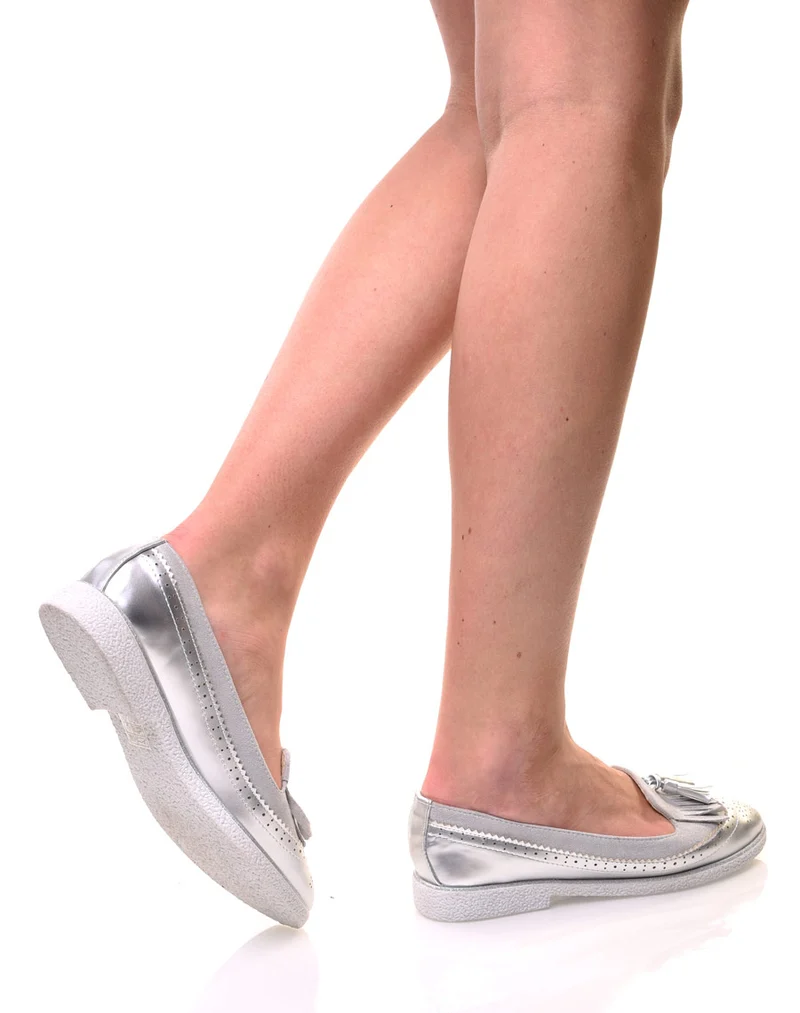 Mocassins gris perforés