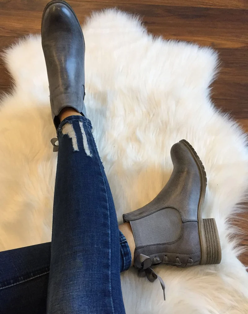 Chelsea Boots grises à nœuds