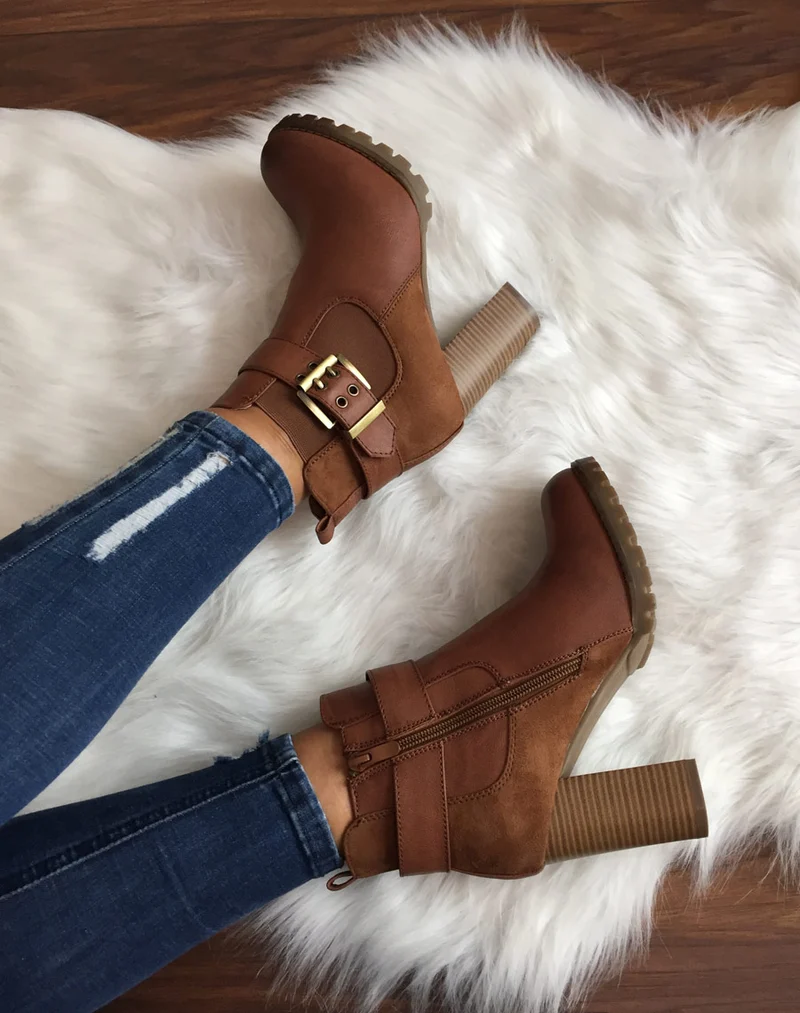 Bottines élastiques camel à talon