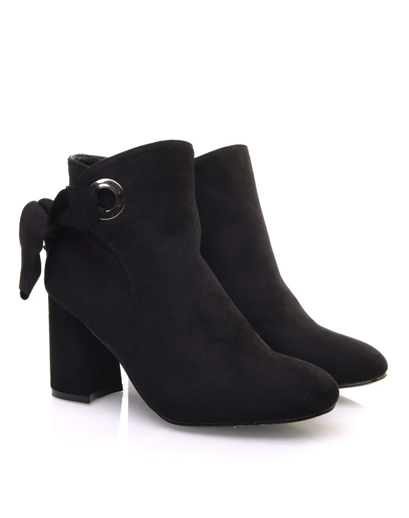 Bottines noires à n?ud