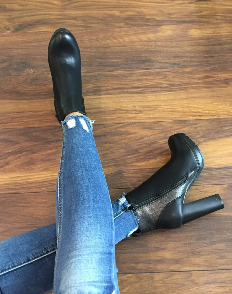 Bottines noires à talons hauts bi matières