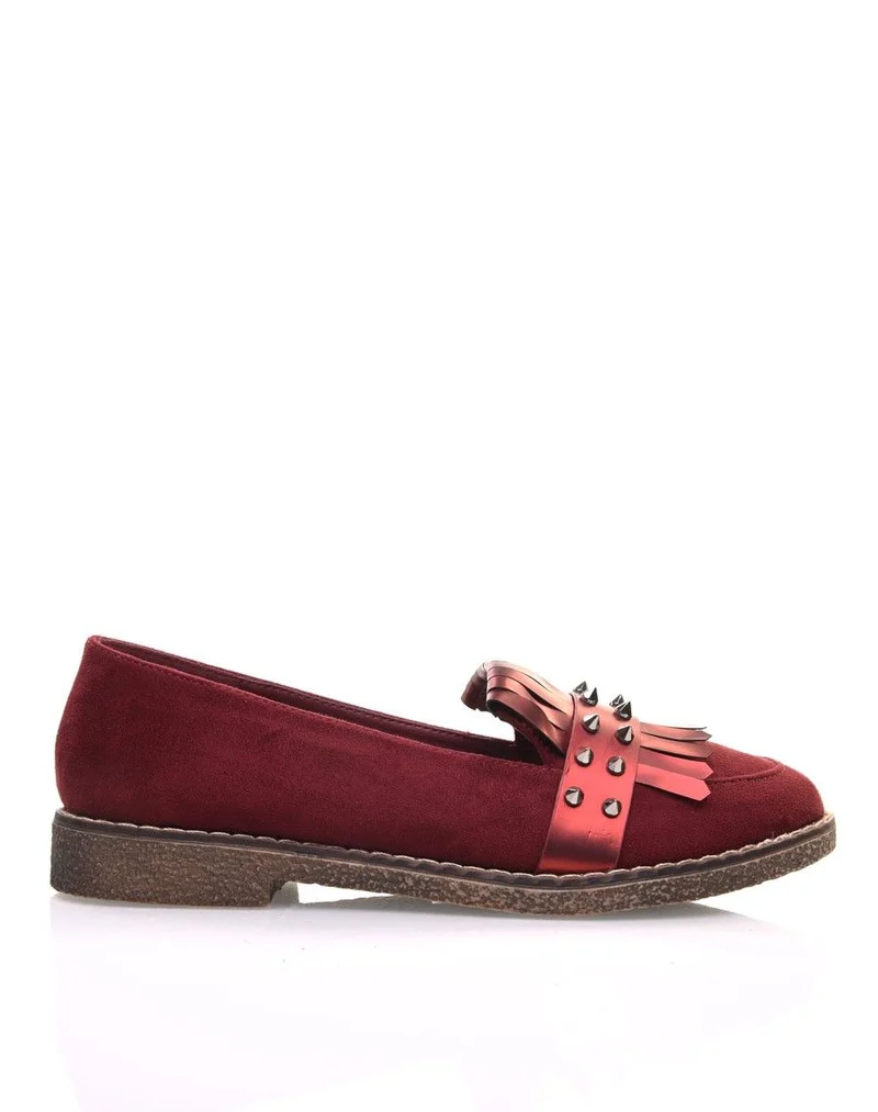 Mocassins cloutés bordeaux