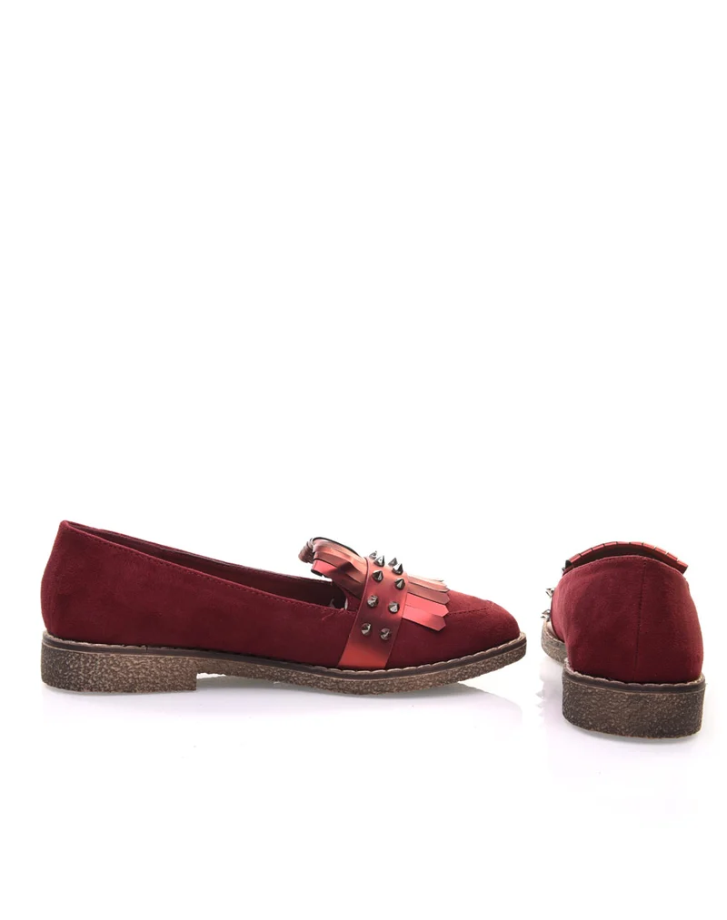 Mocassins cloutés bordeaux