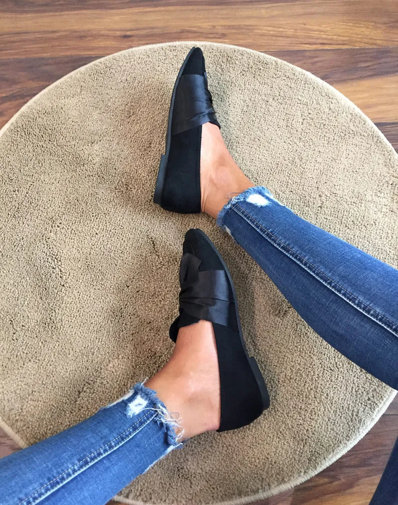 Slippers noires à noeud