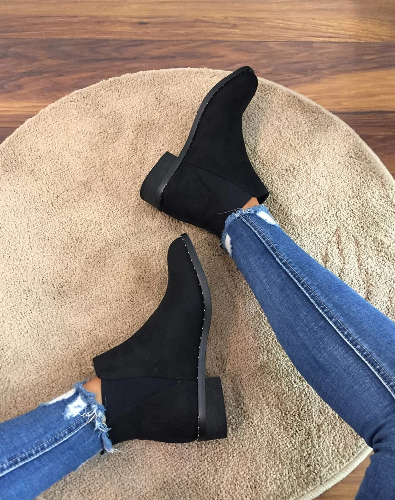 Bottines en suédine noires