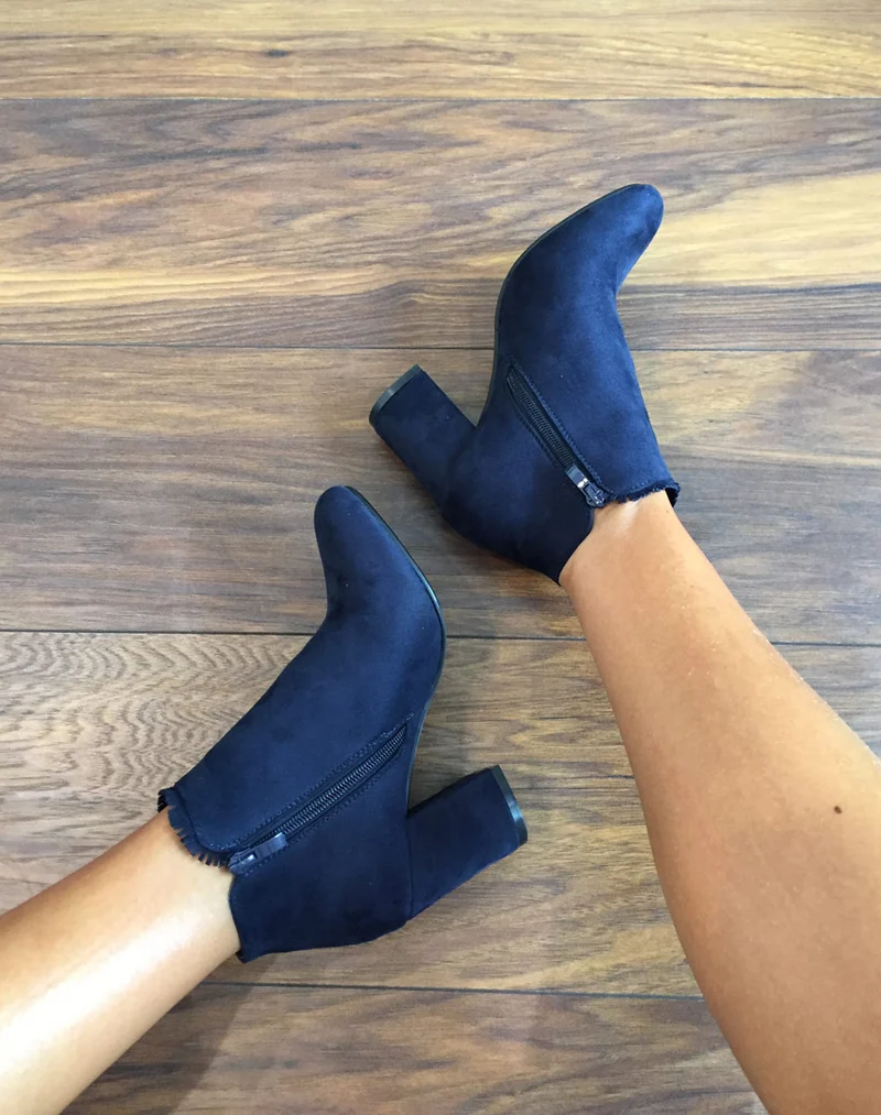 Bottines bleues à petit talon
