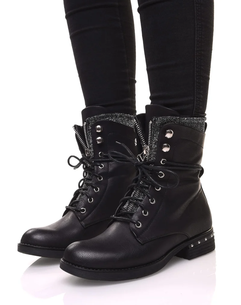 Chaussures montantes à lacets noires