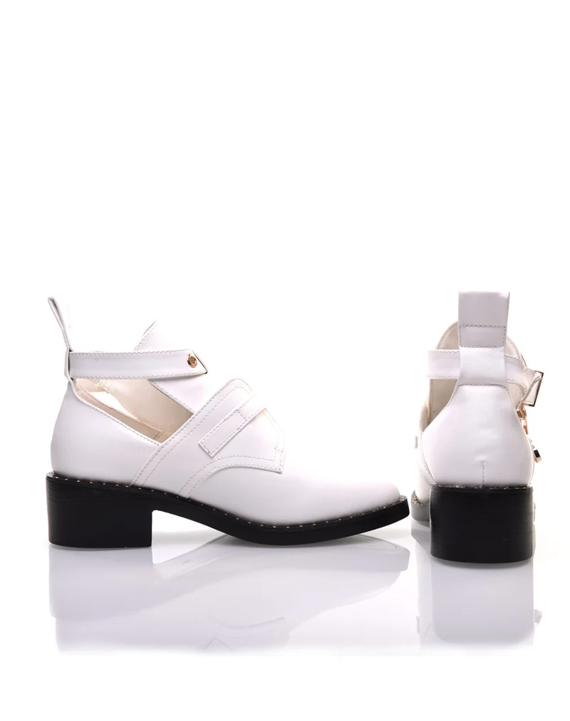 Bottines ajourées blanches