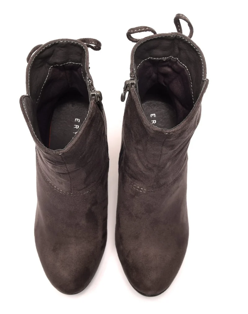Bottines hautes grises à talons & lacet façon corset