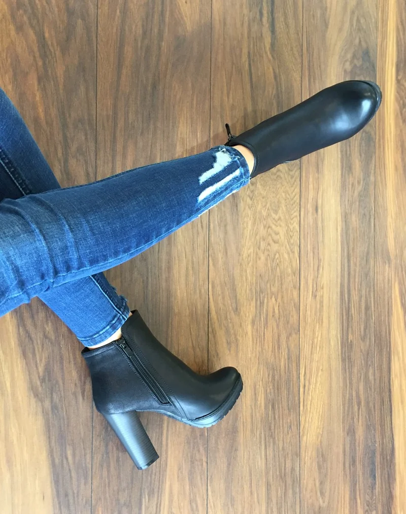 Bottines à talons bi matières noires