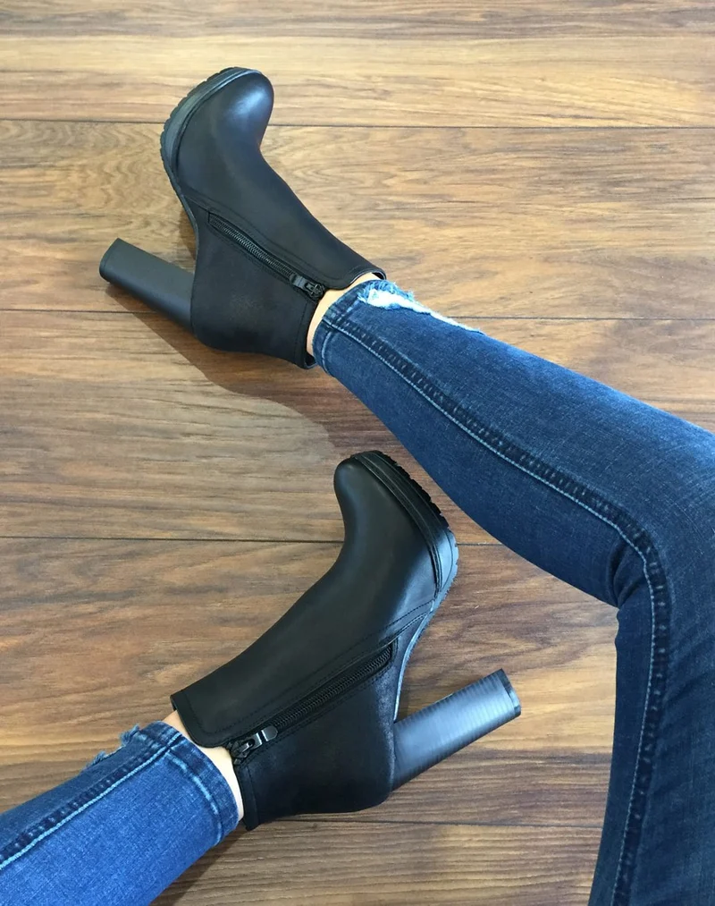 Bottines à talons bi matières noires