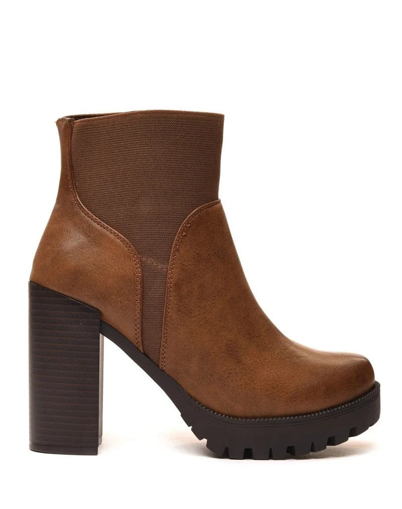 Bottines Chelsea à talons hauts camelles