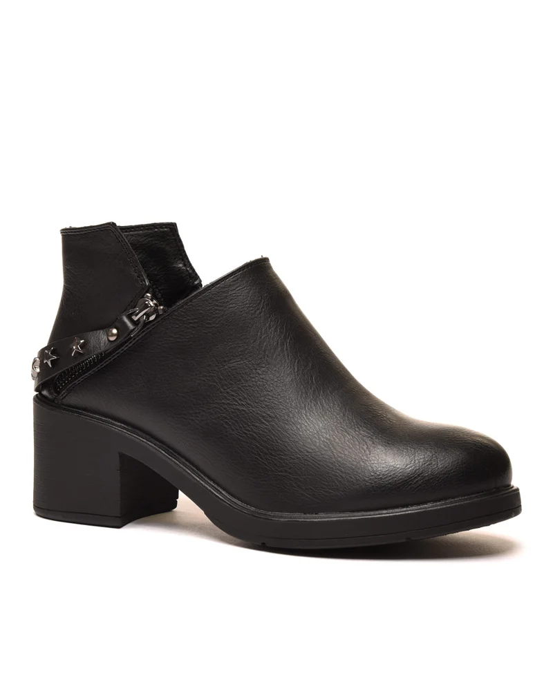 Bottines noires basses ajourées par fermetures éclairs