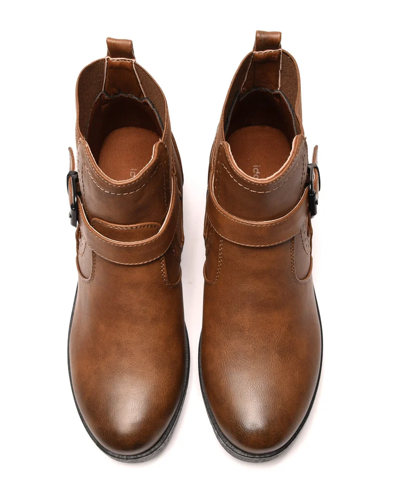 Bottines camel à détails décoratifs