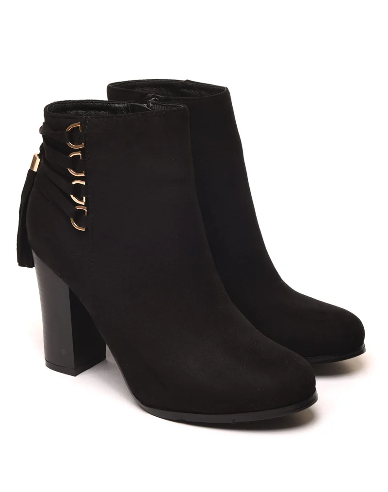 Bottines noires suédine à talons et lacets arrière