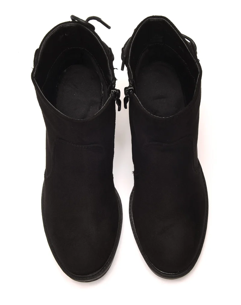 Bottines plates noires suédine à forme santiag