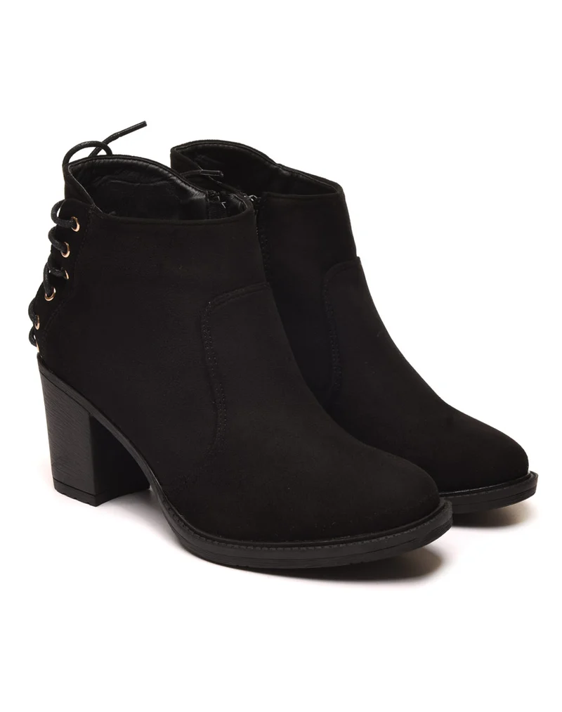 Bottines plates noires suédine à forme santiag