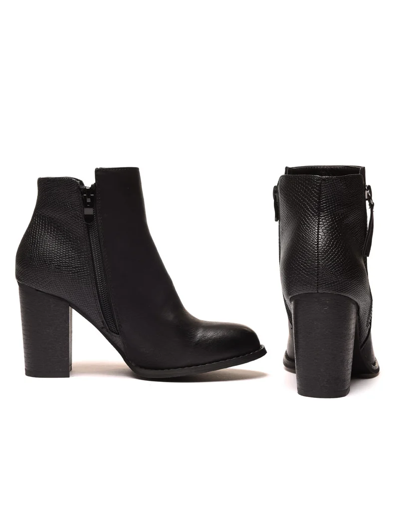 Bottines à talons noires avec motifs python