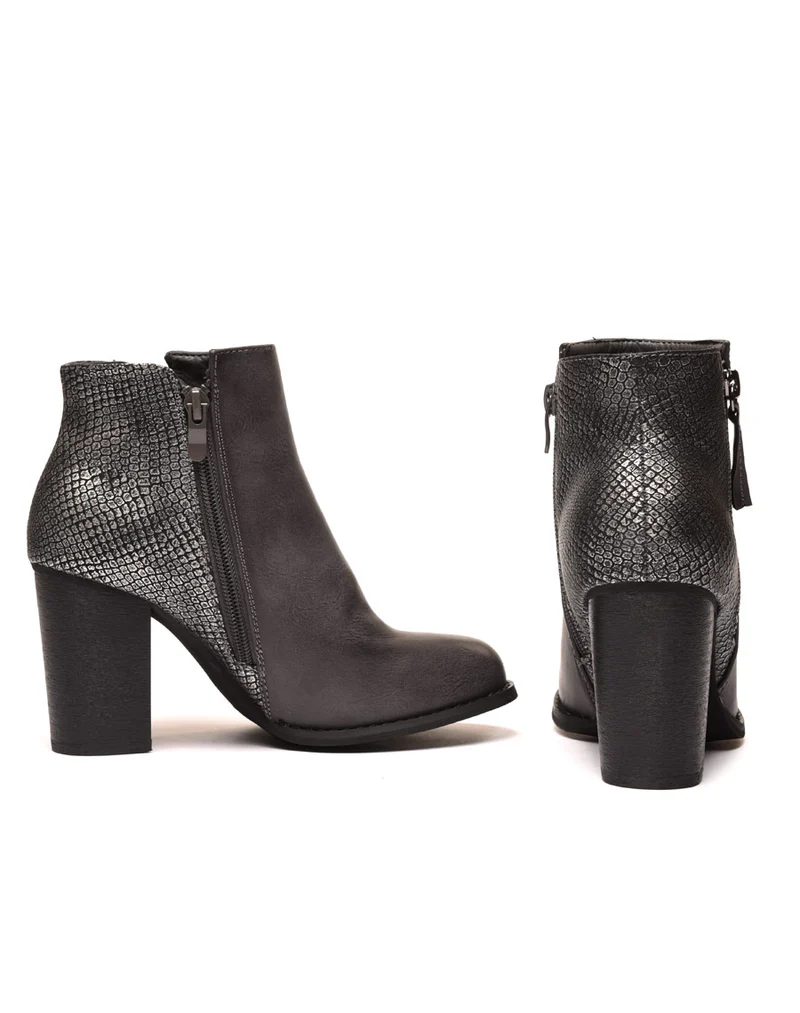 Bottines à talons grises avec motifs python