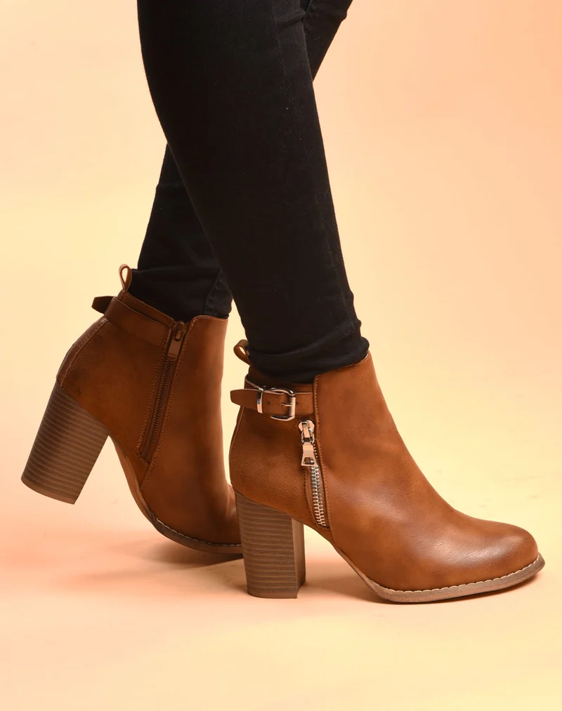 Bottines à talons camel bi matières avec sangle