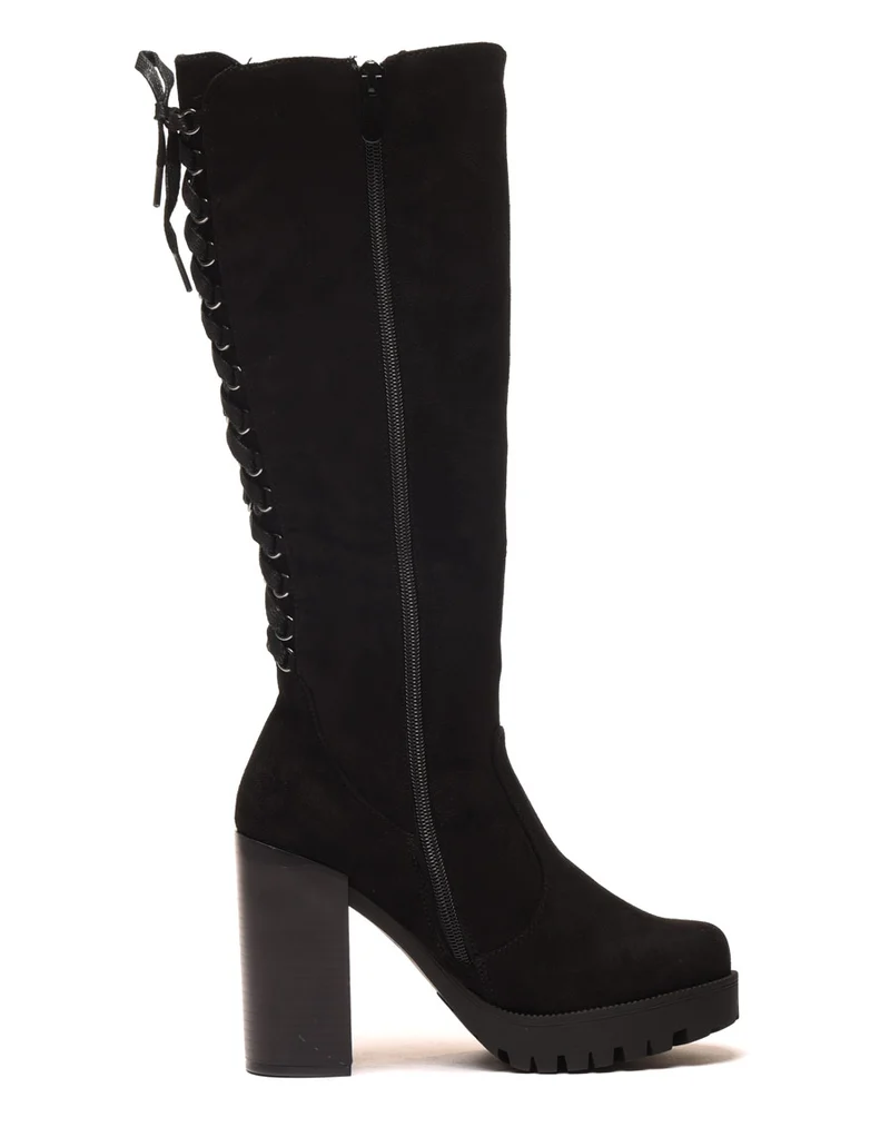 Bottes noires avec lacet façon corset à l'arrière