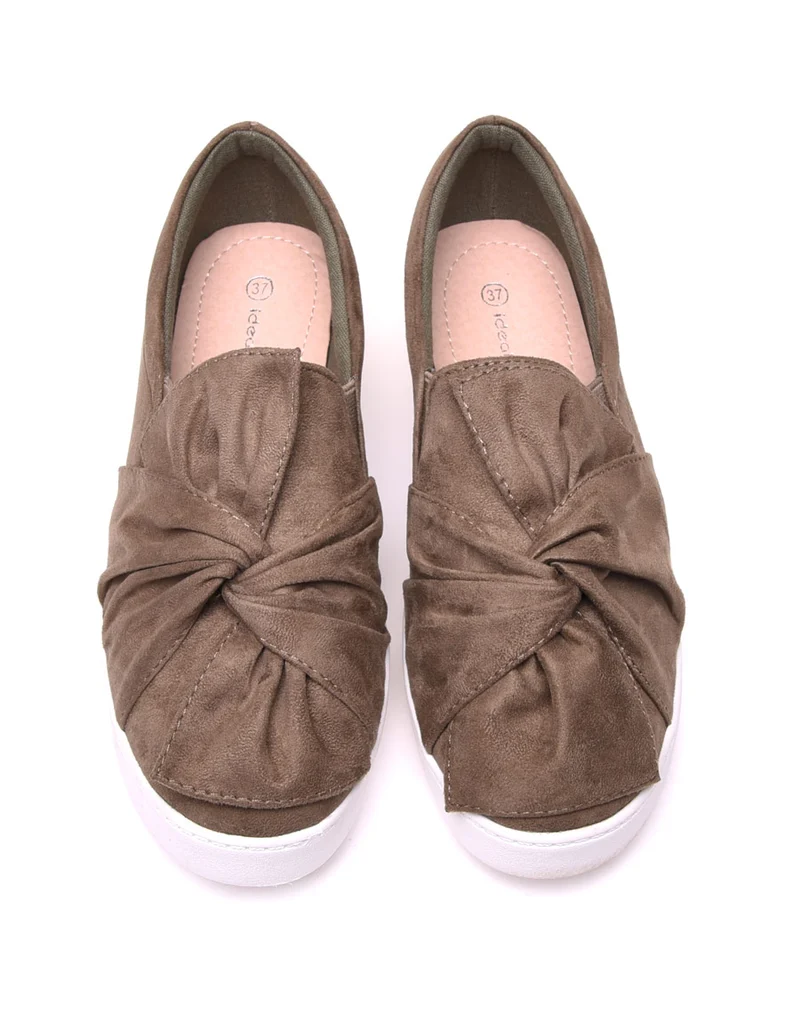 Baskets en suédine kaki à n?ud